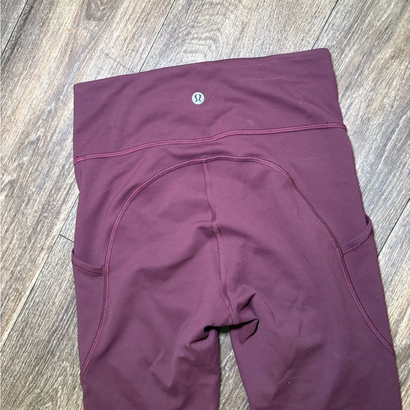 Lululemon Cropped Burgundy Maroon Leggings Size 4 - Picture 2 of 5